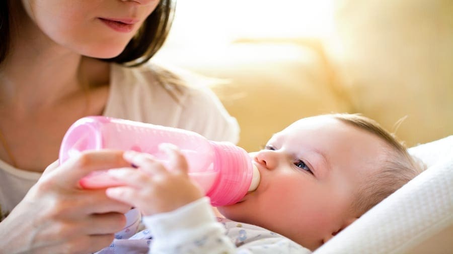 FDA issues guidance on food contact substances in preparation of baby milk
