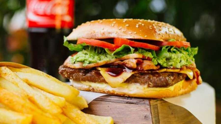 Fast food chain Big Square opens new outlet in Kenya