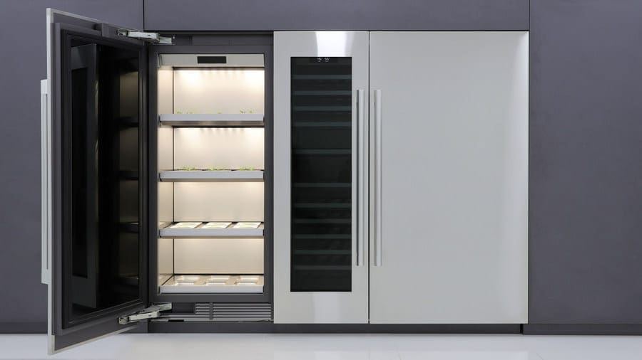 LG Electronics develops first automated indoor vegetable cultivator