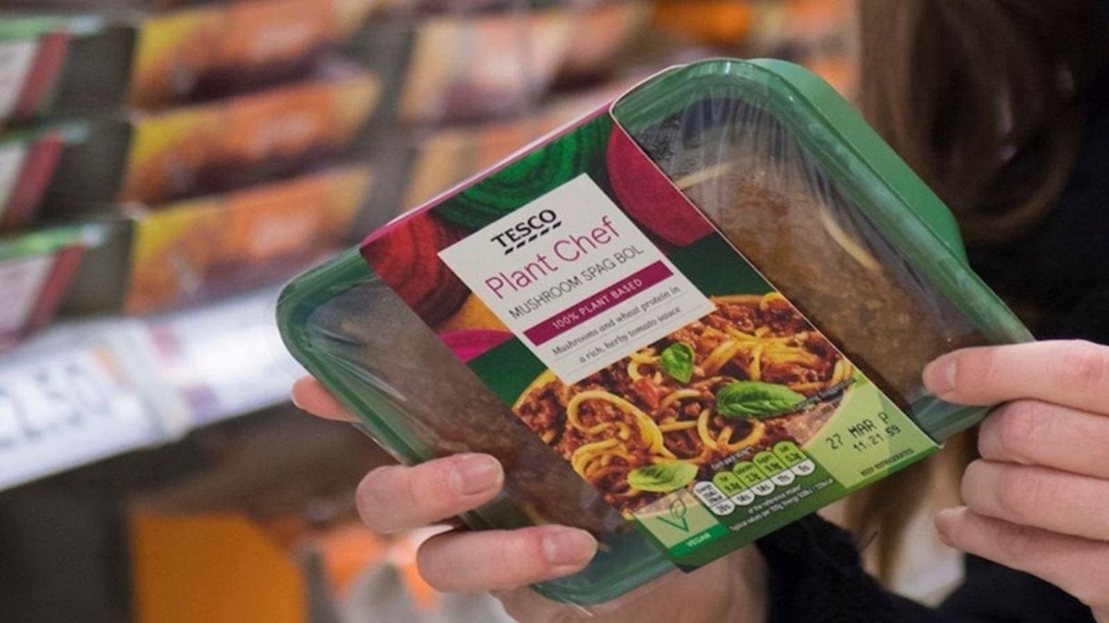 Tesco targets to triple sale of meat alternatives by 2025