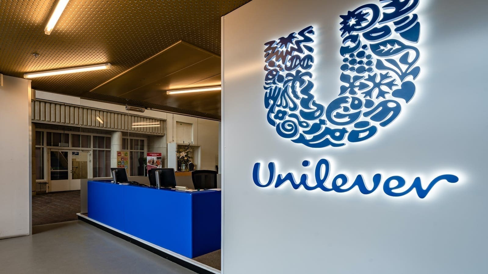 Unilever unifies corporate structure under a new UK holding company.