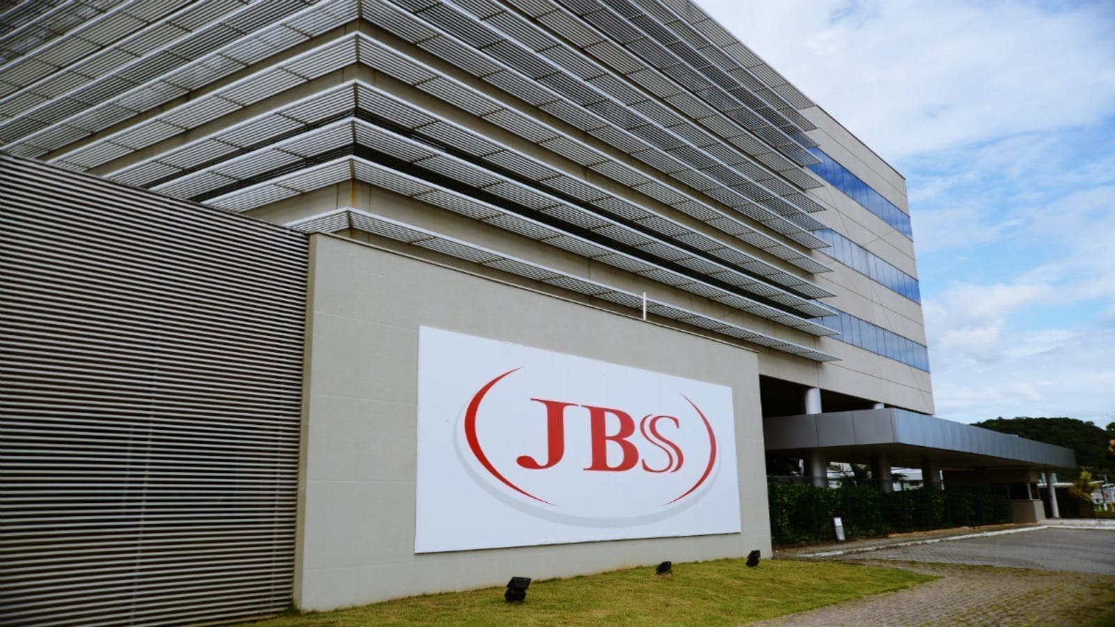 JBS explores major investments in Saudi Arabia strengthening ties in Middle East