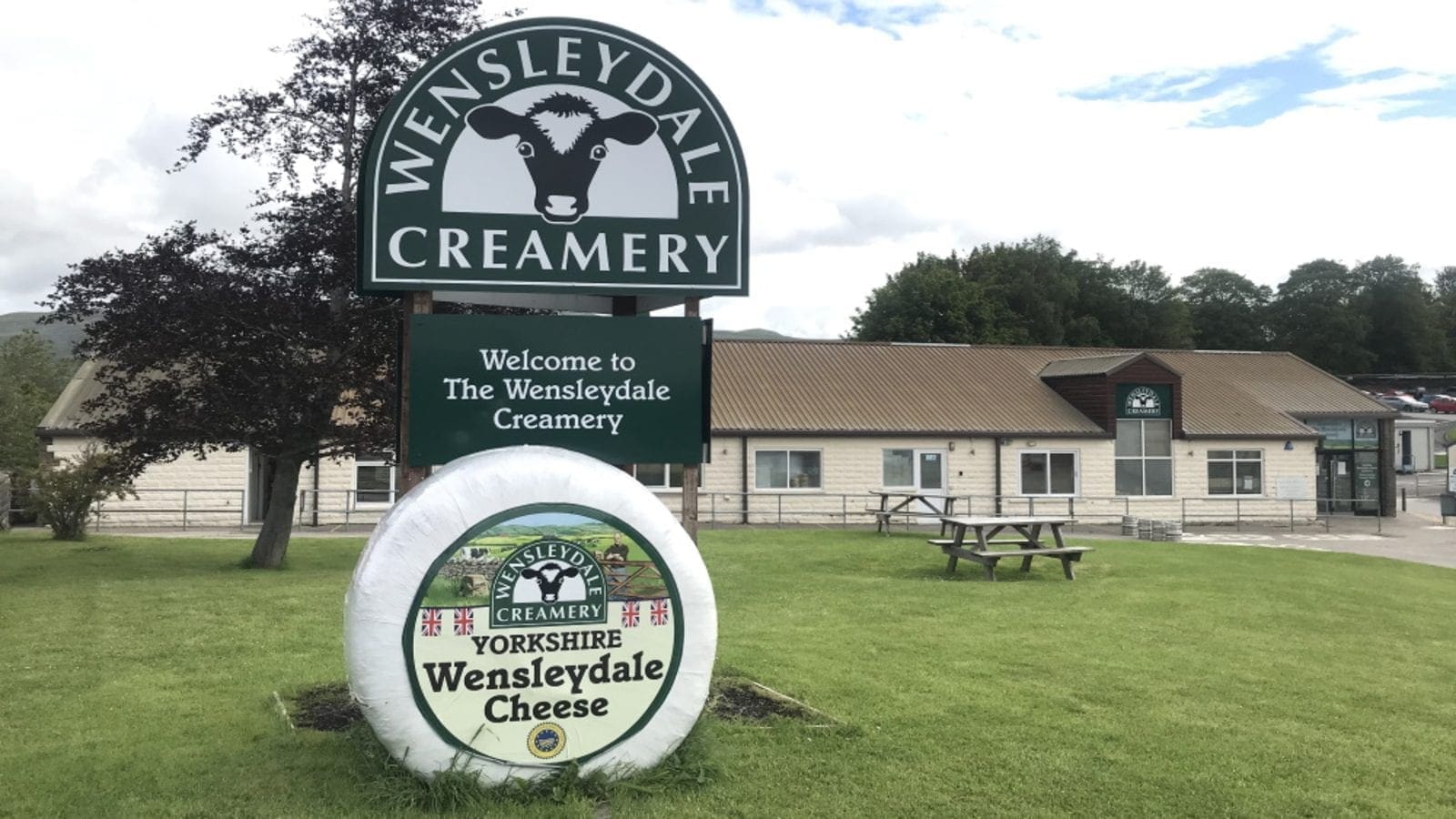 Saputo strengthens position in UK dairy market with acquisition of Wensleydale Dairy