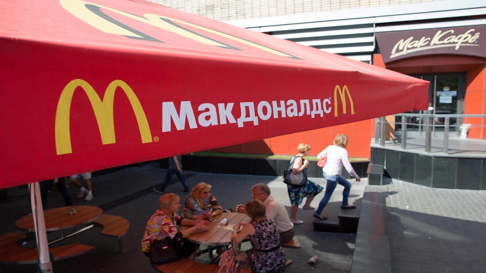 Mcdonald’s leads other big food brands in suspending Russian operations 