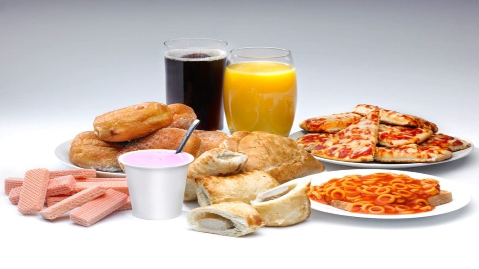 Eating ultra-processed foods significantly increases obesity risk among adolescents 