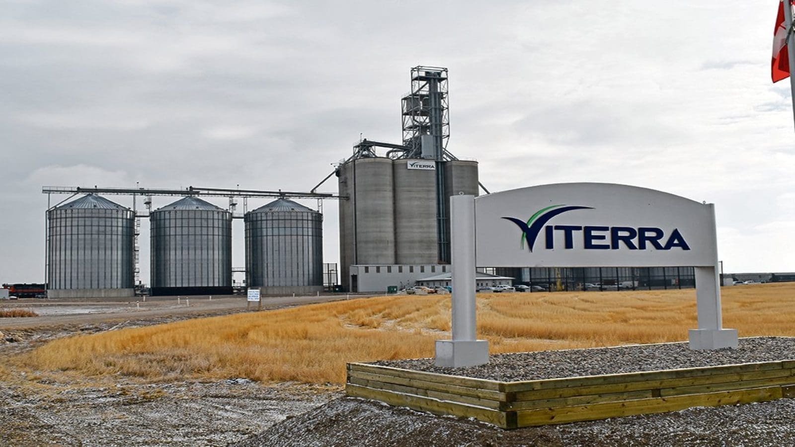 Viterra opens Manitoba grain facility