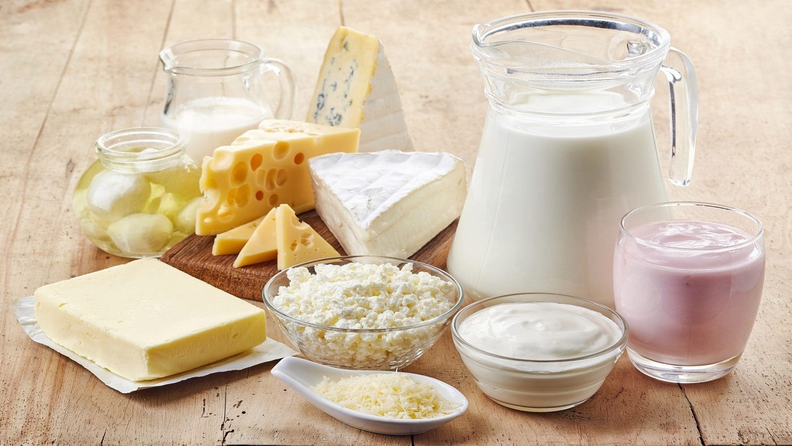China’s raw milk production to reach 39.6m metric tons in 2022