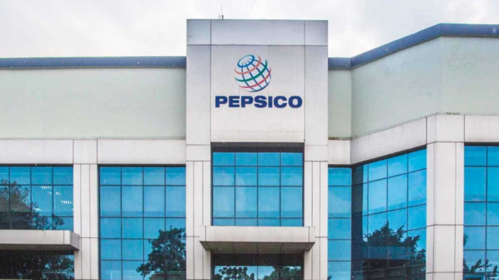 PepsiCo posts 9% increase in Q3 revenue despite volume decline in some units