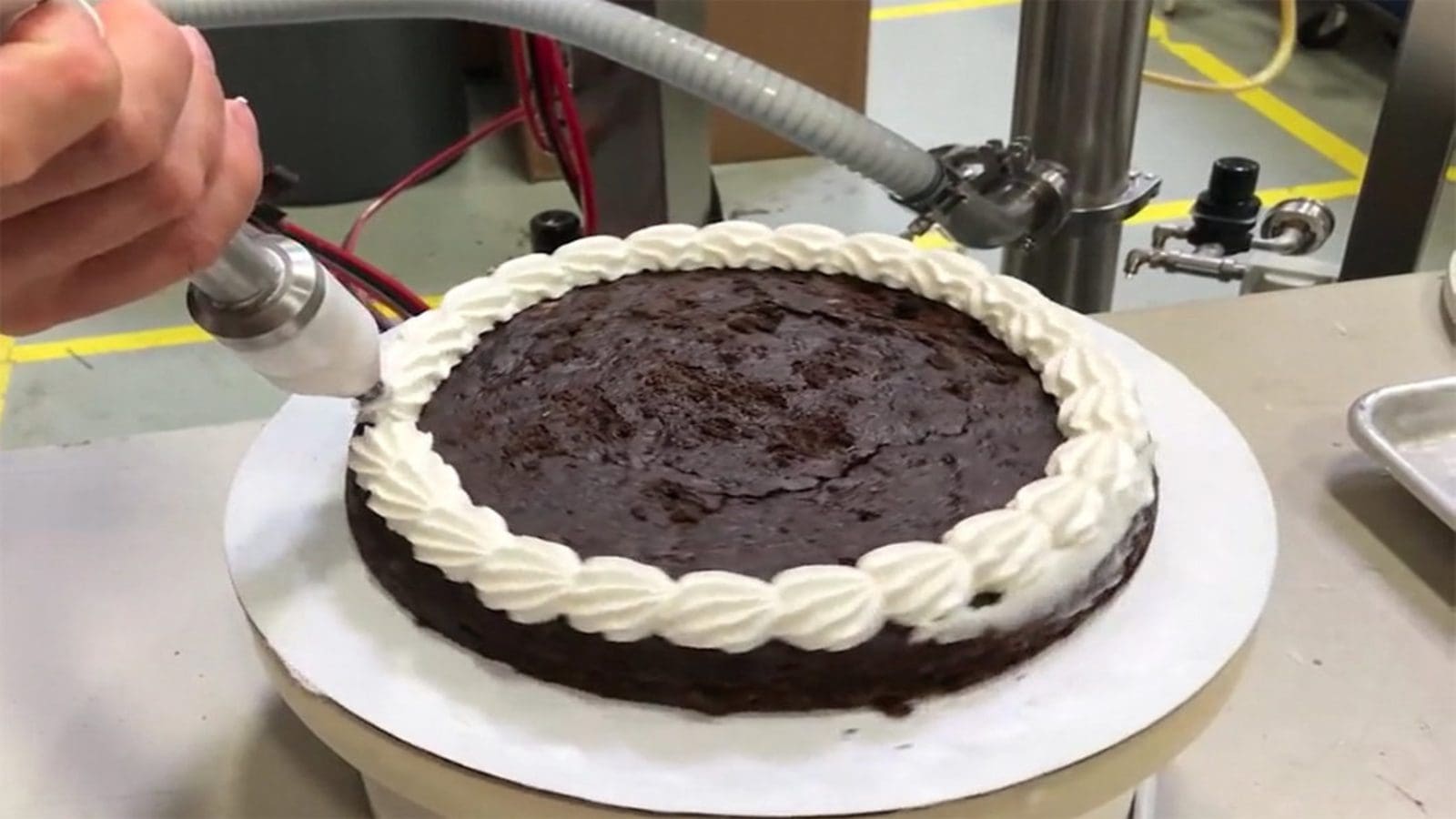 Unifiller launches automated cake decorating system