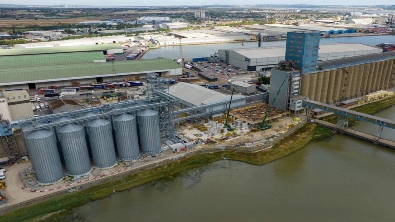 Port of Tilbury installs new grain storage units
