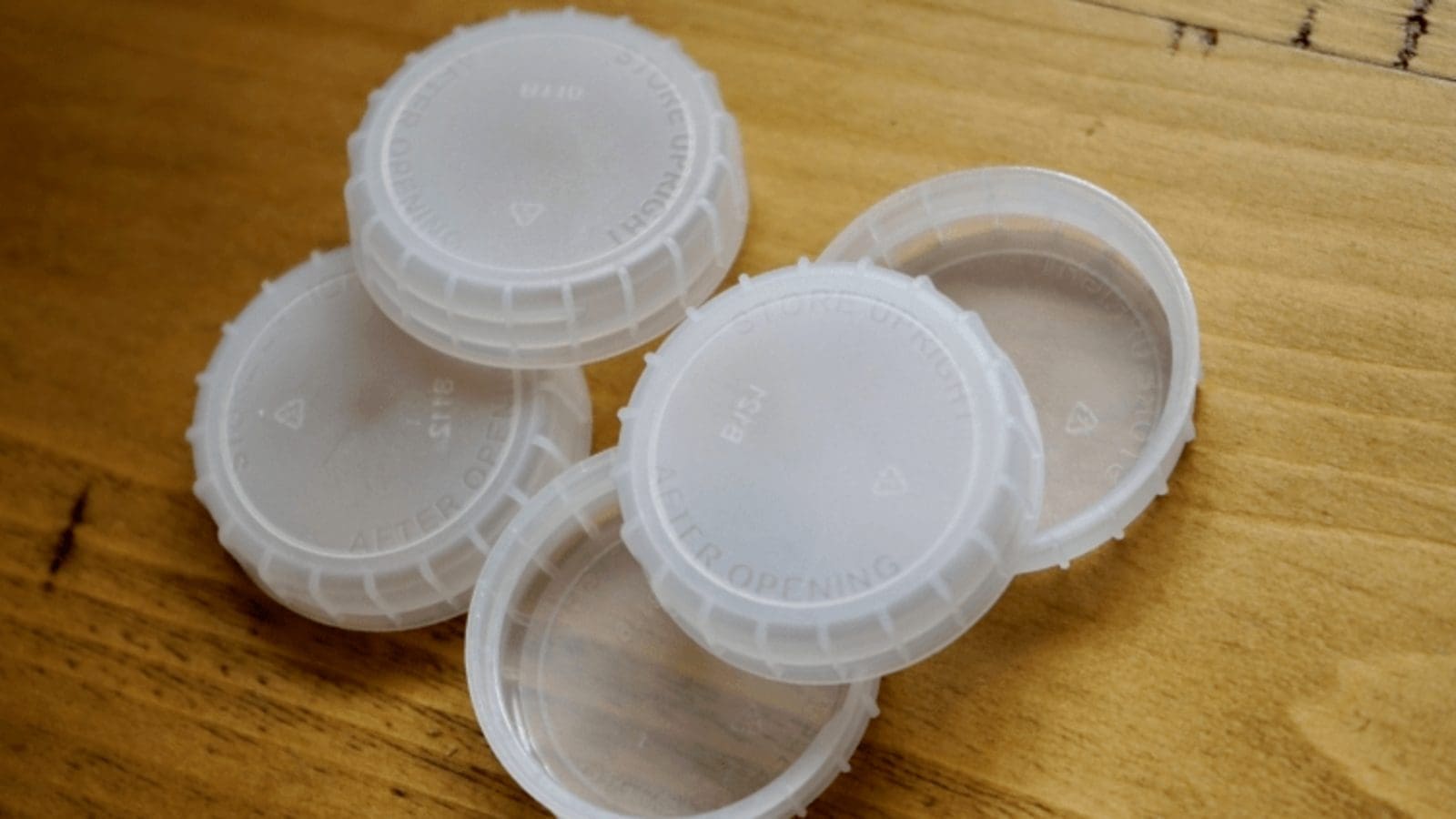 Lidl GB to shift semi-skimmed milk container lids from green-color to clear for easy recycling