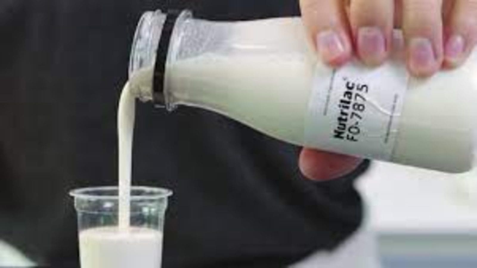 Arla Food Ingredients enters whey protein powder partnership with First Milk
