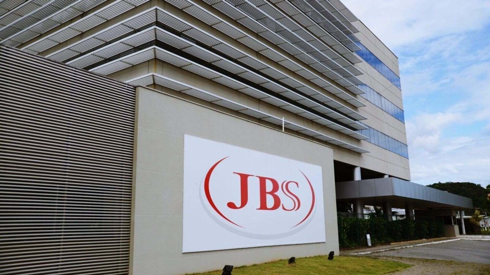 JBS launches cell-based beef facility in Spain to meet alt-protein demand
